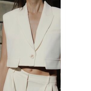 Zara SHORT FLAP VEST